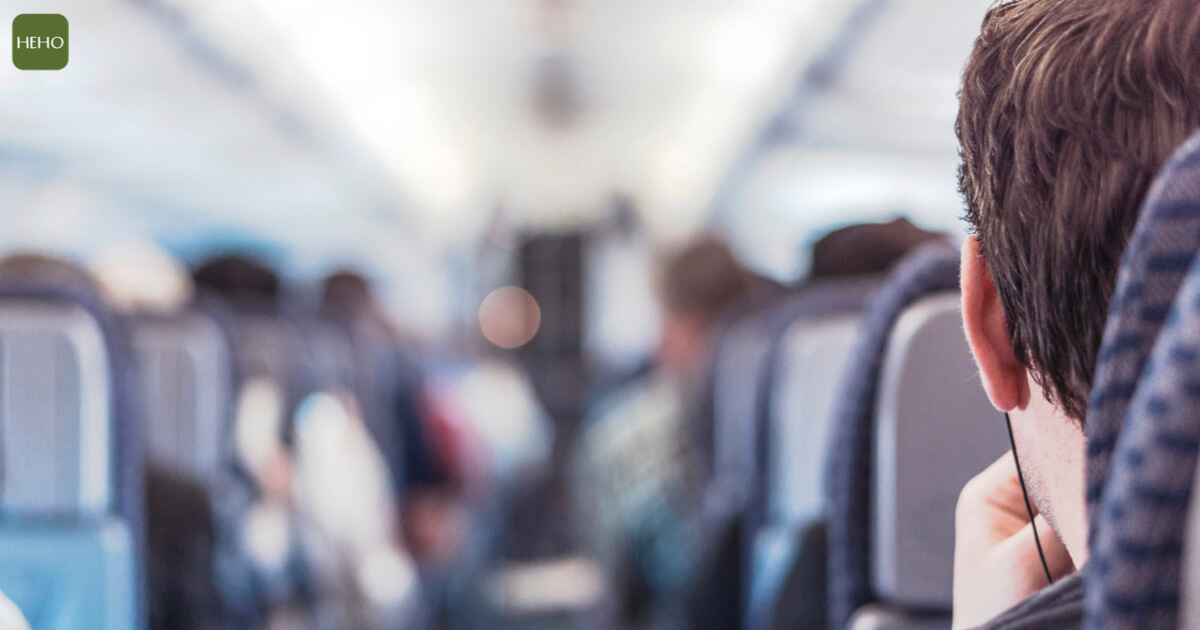 No More Back Pain on Long Flights! 5 Tips to Make Your Travel Comfortable